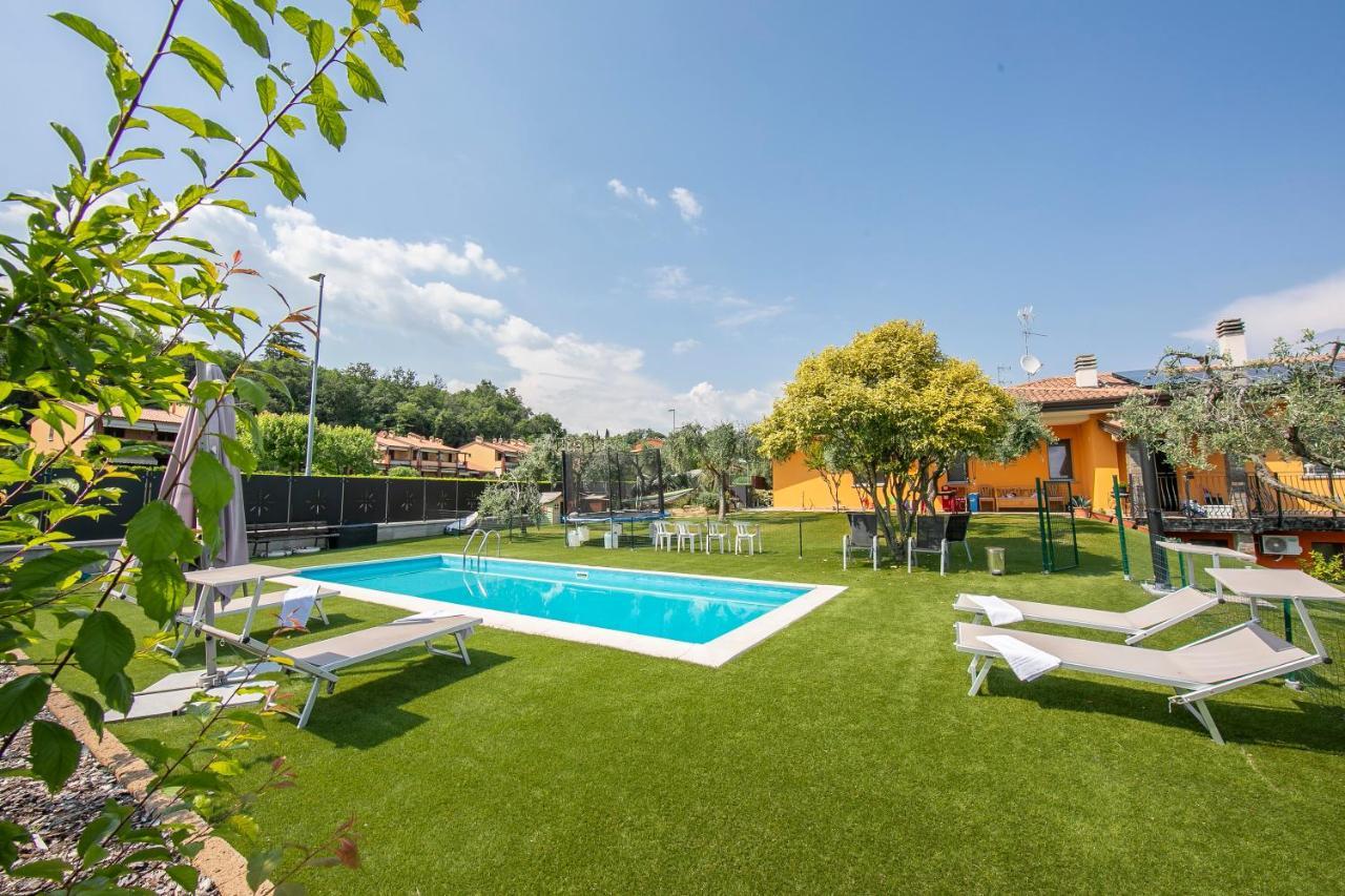 Villa Teresa Apt Lake Garda View - Happy Rentals Сояно-дель-Лаґо Екстер'єр фото